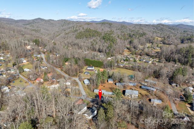 165 Kings Mill Road, Brevard, NC 28712