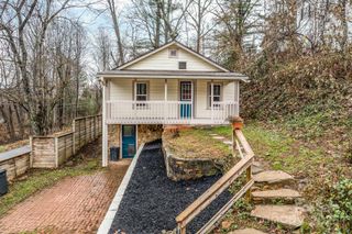 165 Kings Mill Road, Brevard, NC 28712