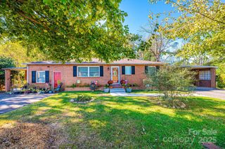 3842 Dowell Street, Hickory, NC 28602