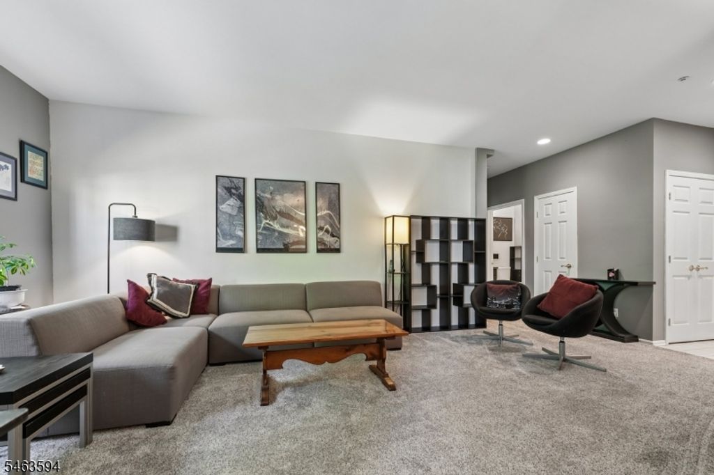 9225 Richmond Rd 225, West Milford Twp., NJ 07480 — photo 5