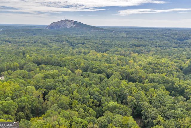 1542 Silver Hill Road, Stone Mountain, GA 30087