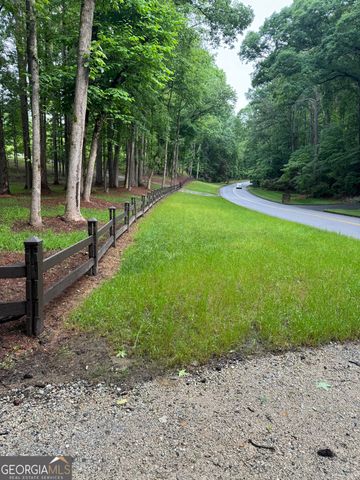 1542 Silver Hill Road, Stone Mountain, GA 30087