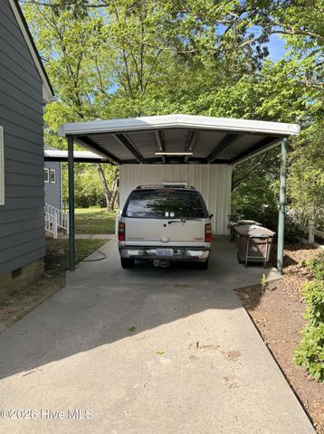 4108 Grimmersburg Street, Farmville, NC 27828