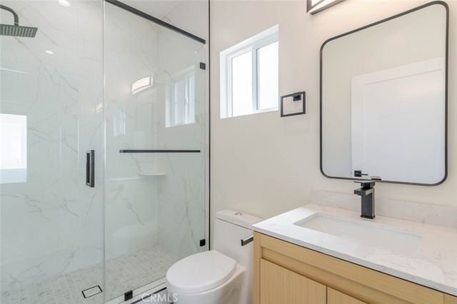 11939 Burton, North Hollywood, CA 91605