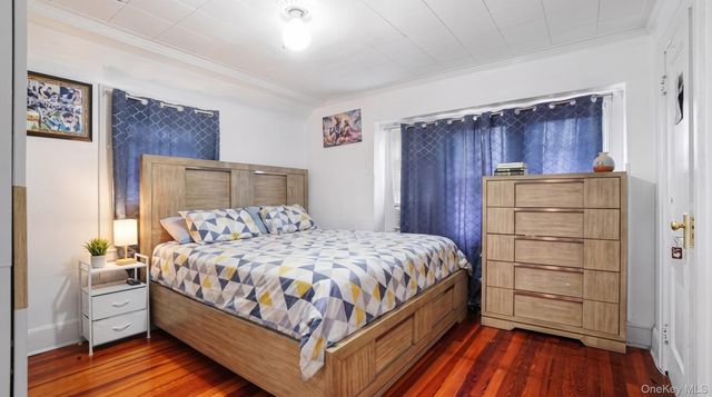 90-27 218 Place, Queens Village, NY 11428
