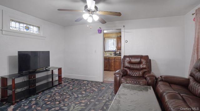 90-27 218 Place, Queens Village, NY 11428