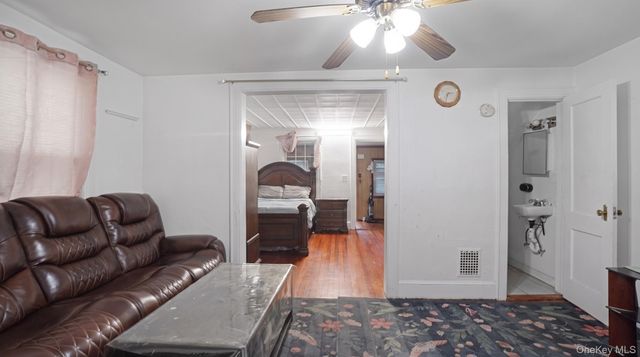 90-27 218 Place, Queens Village, NY 11428