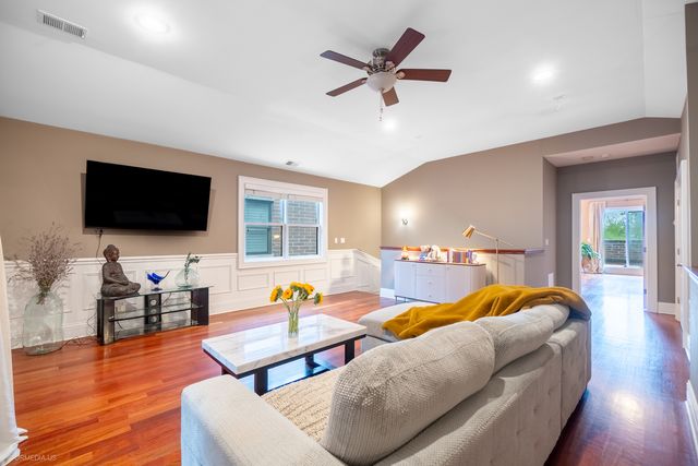 3709 N ASHLAND Avenue 3N, Chicago, IL 60613
