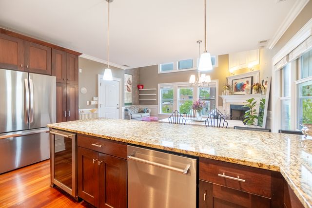3709 N ASHLAND Avenue 3N, Chicago, IL 60613