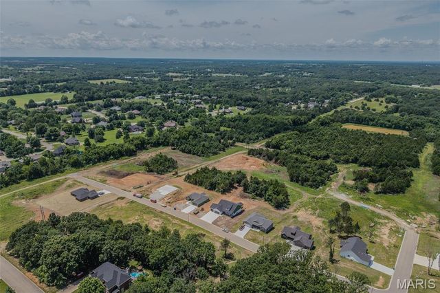 1817 Vadie Avenue, Lebanon, MO 65536