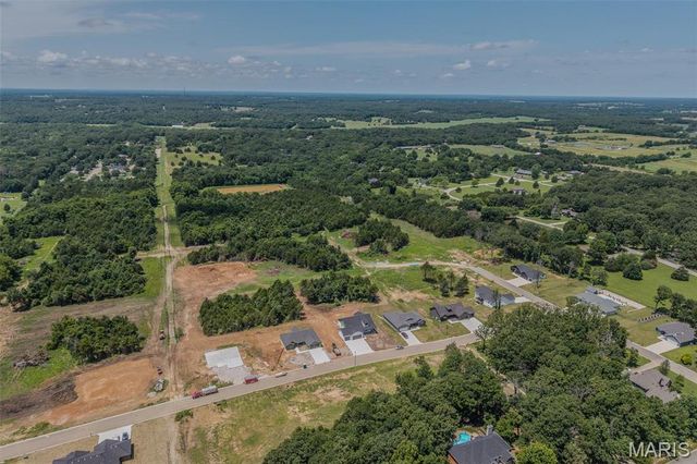 1817 Vadie Avenue, Lebanon, MO 65536