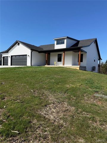 1817 Vadie Avenue, Lebanon, MO 65536