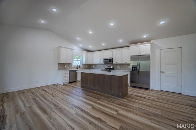 1817 Vadie Avenue, Lebanon, MO 65536