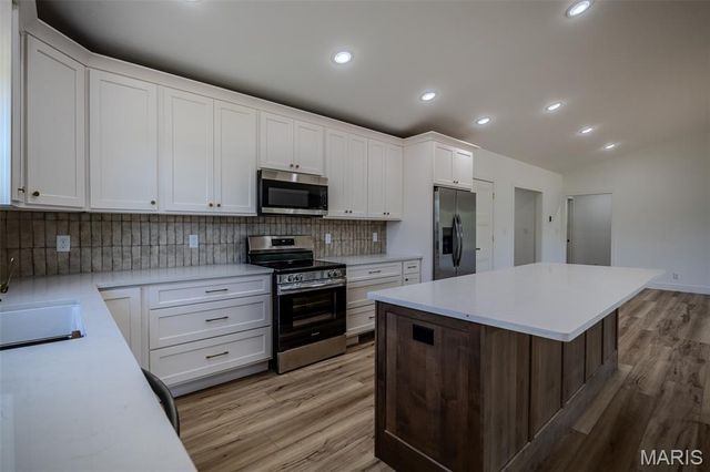 1817 Vadie Avenue, Lebanon, MO 65536