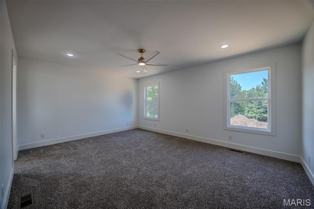 1817 Vadie Avenue, Lebanon, MO 65536