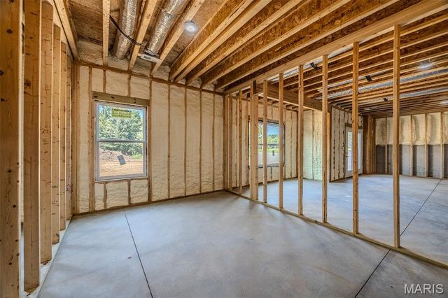 1817 Vadie Avenue, Lebanon, MO 65536