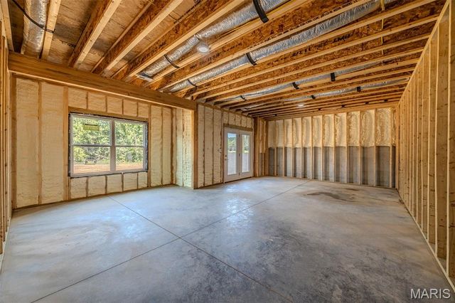 1817 Vadie Avenue, Lebanon, MO 65536