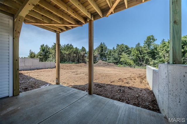 1817 Vadie Avenue, Lebanon, MO 65536