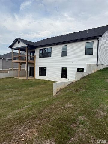 1817 Vadie Avenue, Lebanon, MO 65536