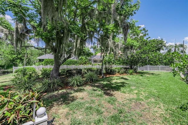 3817 NICHOLAS CIRCLE, Tarpon Springs, FL 34688