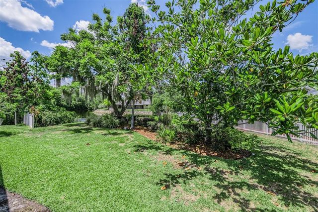 3817 NICHOLAS CIRCLE, Tarpon Springs, FL 34688