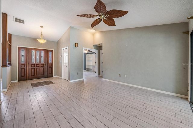 3817 NICHOLAS CIRCLE, Tarpon Springs, FL 34688