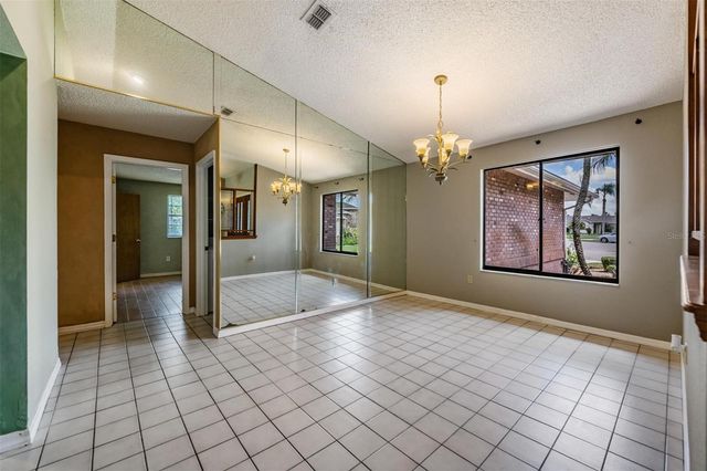 3817 NICHOLAS CIRCLE, Tarpon Springs, FL 34688