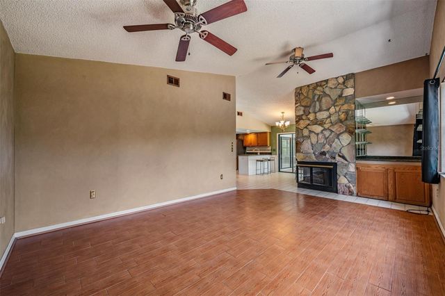 3817 NICHOLAS CIRCLE, Tarpon Springs, FL 34688