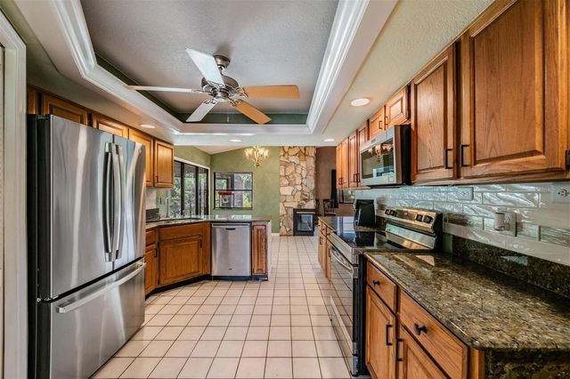 3817 NICHOLAS CIRCLE, Tarpon Springs, FL 34688