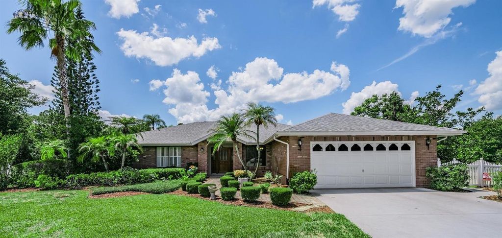 3817 NICHOLAS CIRCLE, Tarpon Springs, FL 34688