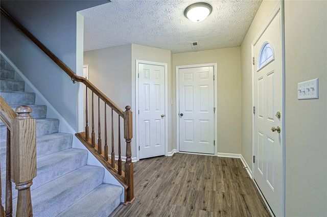 5200 Brookmill Court, Dayton, OH 45414