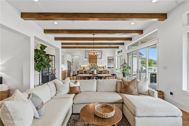 10701 Harvey Ranch Road, College Station, TX 77845