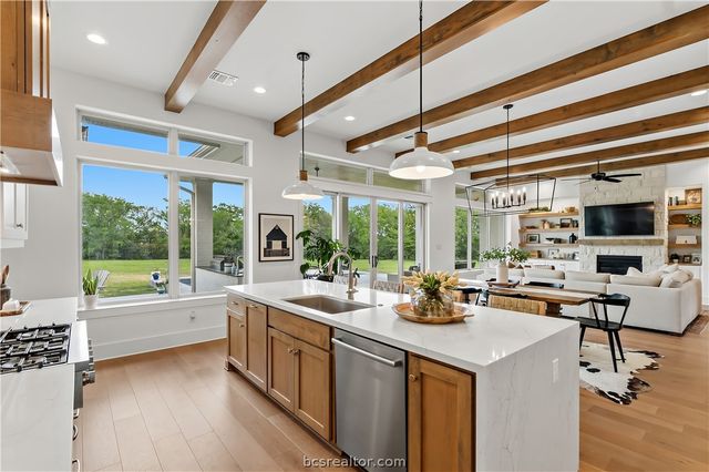 10701 Harvey Ranch Road, College Station, TX 77845