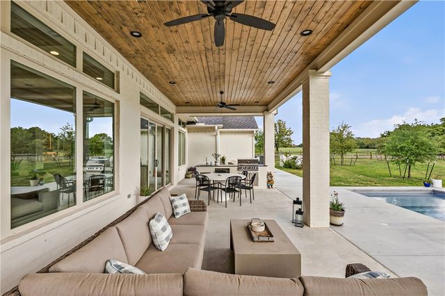 10701 Harvey Ranch Road, College Station, TX 77845