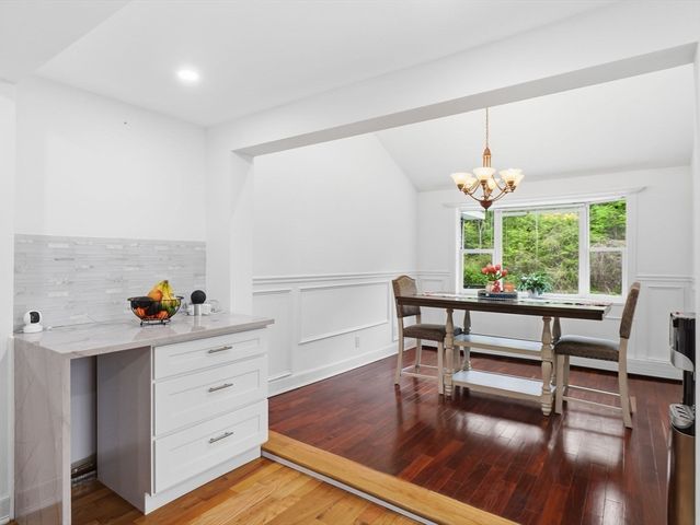 84 City Depot Rd, Charlton, MA 01507