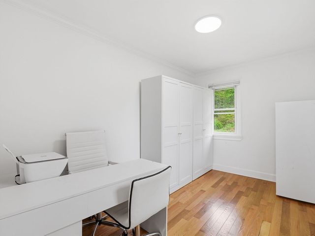 84 City Depot Rd, Charlton, MA 01507