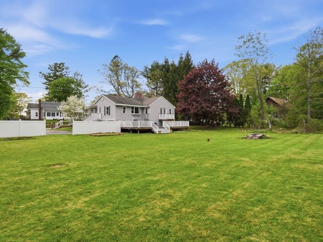 84 City Depot Rd, Charlton, MA 01507
