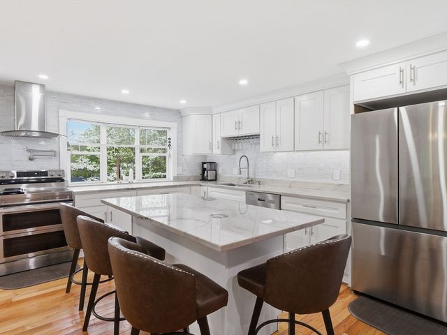 84 City Depot Rd, Charlton, MA 01507
