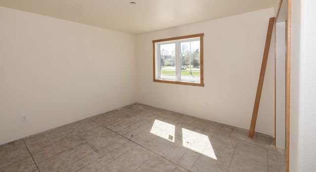 801 9th Street E, West Fargo, ND 58078