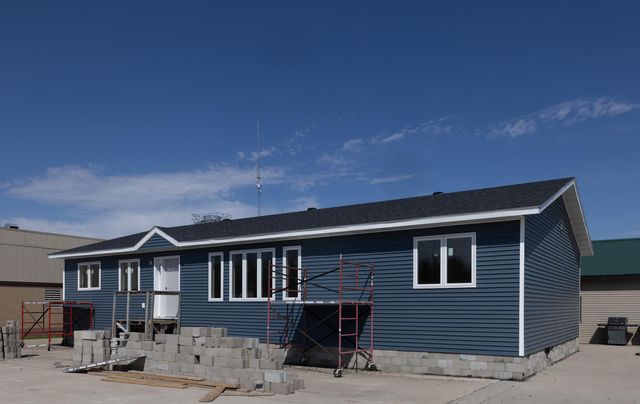 801 9th Street E, West Fargo, ND 58078