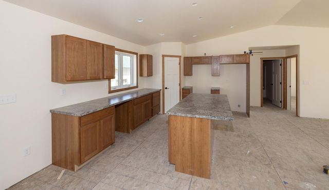 801 9th Street E, West Fargo, ND 58078