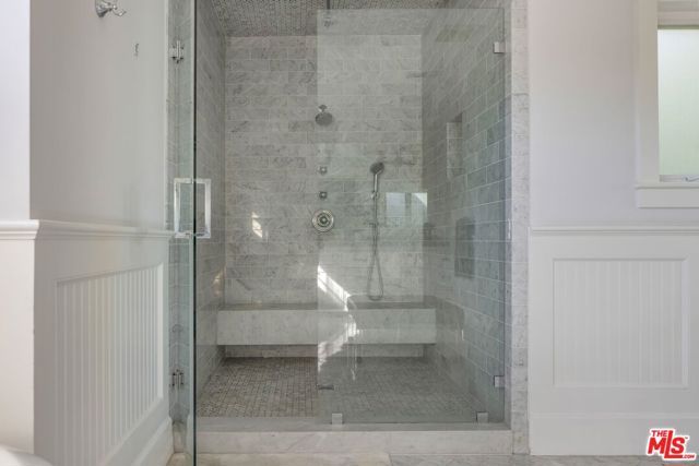 5523 Longridge Avenue, Sherman Oaks, CA 91401