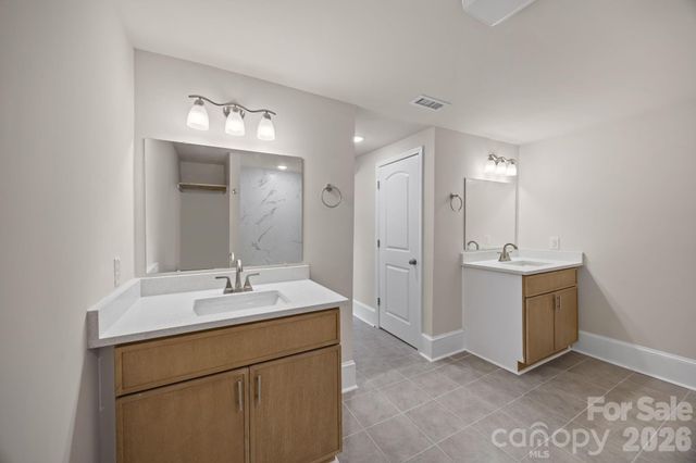 6109 Cora Street, Charlotte, NC 28216