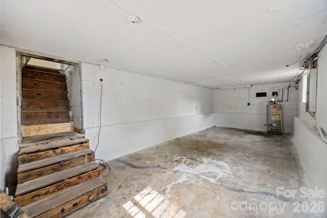 6109 Cora Street, Charlotte, NC 28216