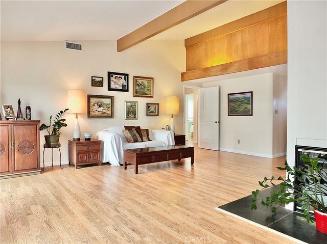 6317 E Eliot, Long Beach, CA 90803