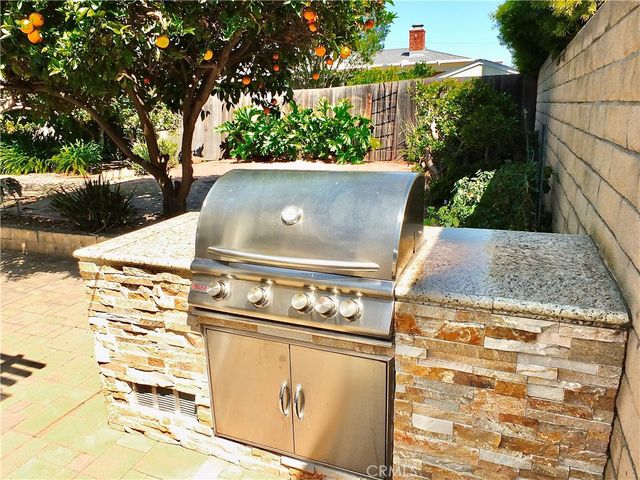 6317 E Eliot, Long Beach, CA 90803