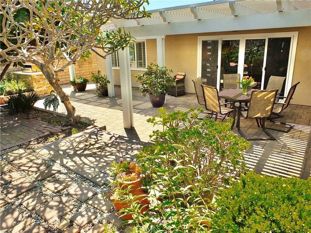 6317 E Eliot, Long Beach, CA 90803