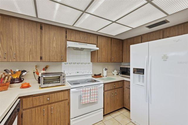 5405 7TH AVENUE DRIVE W, Bradenton, FL 34209