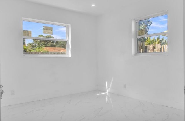 915 SW 3rd Street, Boynton Beach, FL 33435