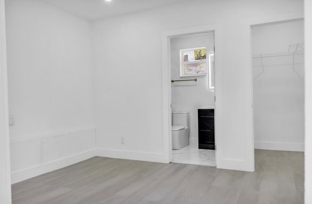 915 SW 3rd Street, Boynton Beach, FL 33435